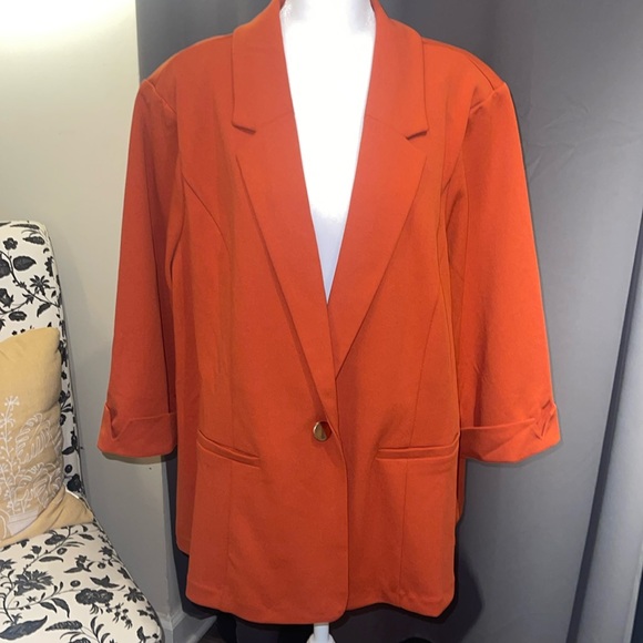 C EST 1946 Jacket - Picture 1 of 6